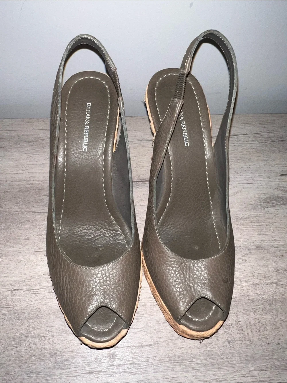 Banana Republic Olive Green Peep-Toe Slingback Wedge